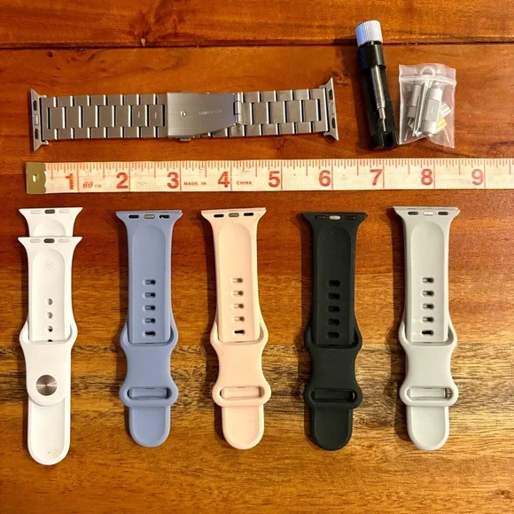 6 - 38/40mm Apple Watch Bands - Silicone and Gold/Silver Stainless Steel - Picture 3 of 6